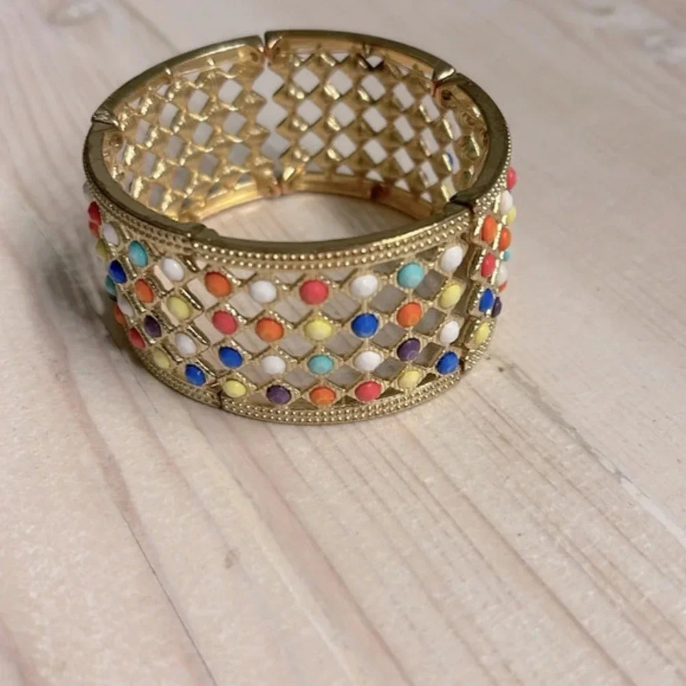 Multi colored bracelet